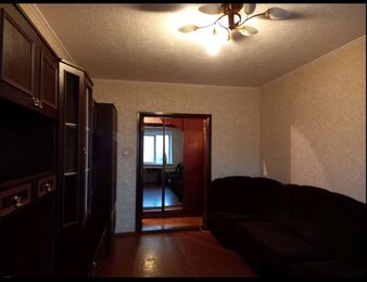 Продаж 3-х кімнатної квартири на Леваді код № 212-928-625