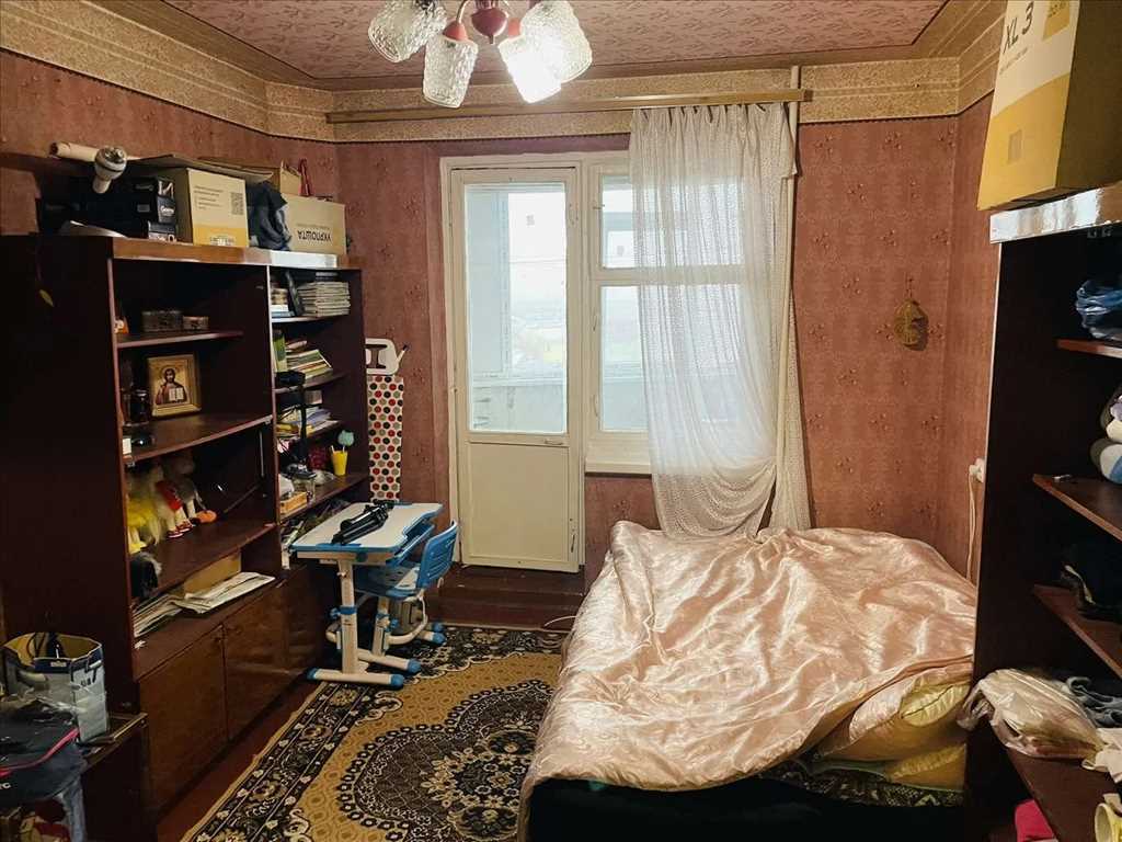 Продается Однокімнатна квартира  в Розсошенцях