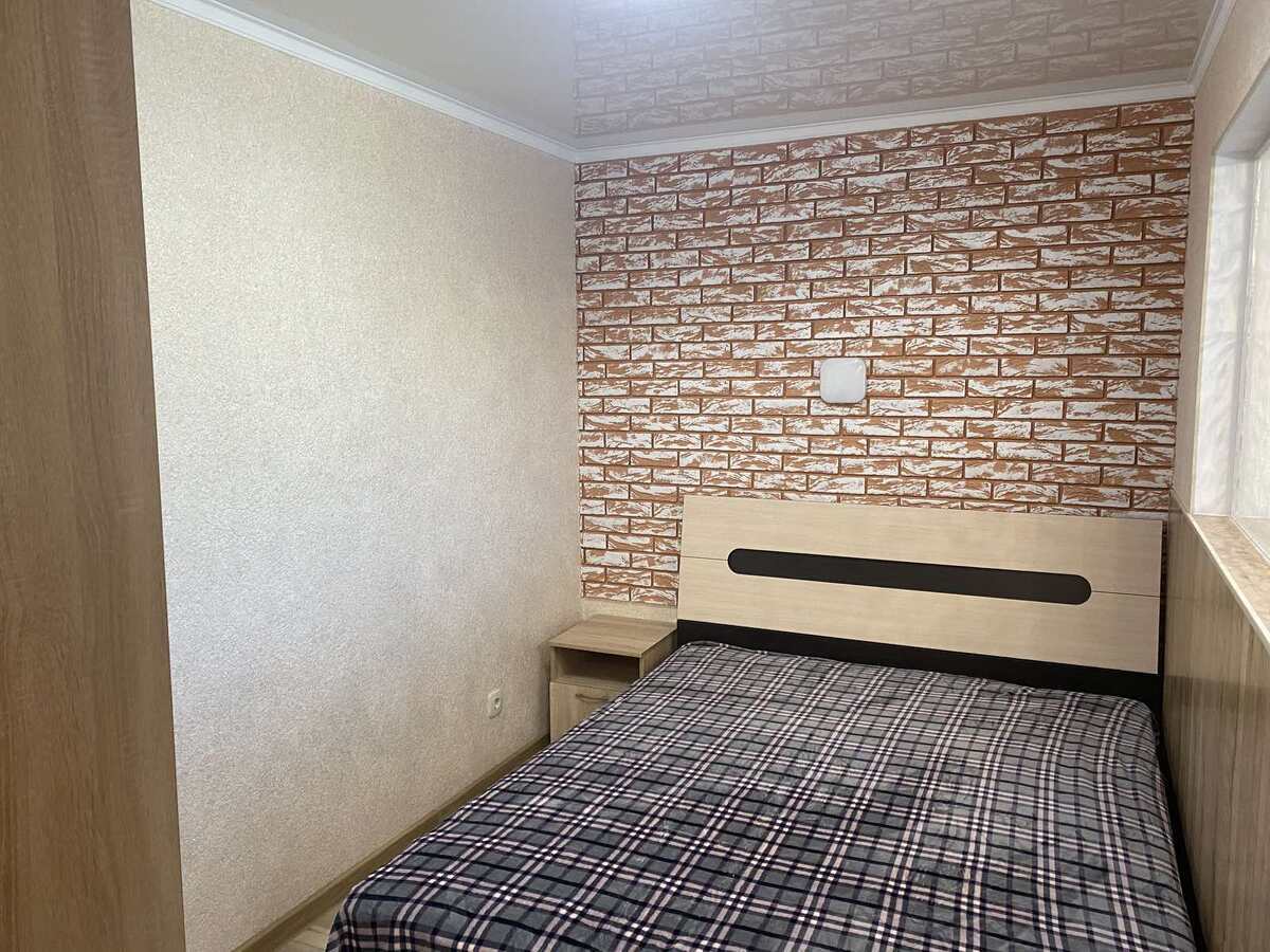 Сдается 1-комнатная квартира На Подоле. №111532524