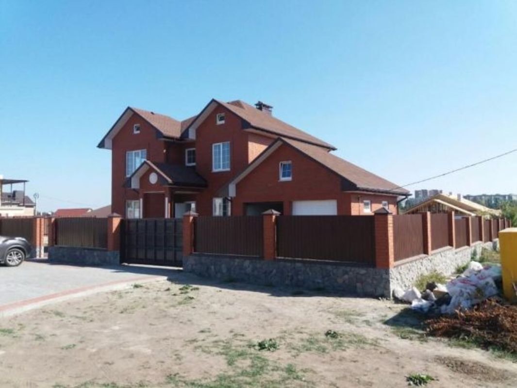 Продажа, Продам новий житловий будинок з сучасним плануванням, розташований в мікрорайоні Половки,