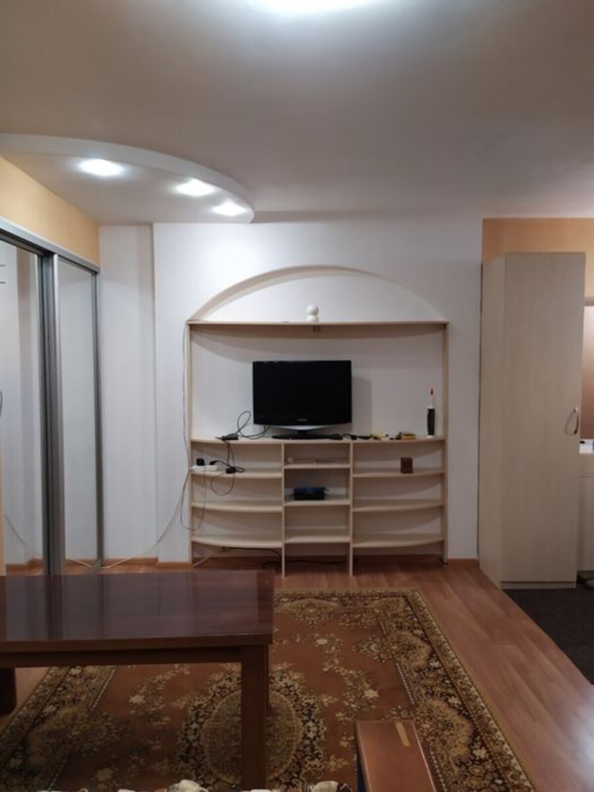 Фото, Двокімнатна квартира Авіамістечко р-н Браїлки з меблями