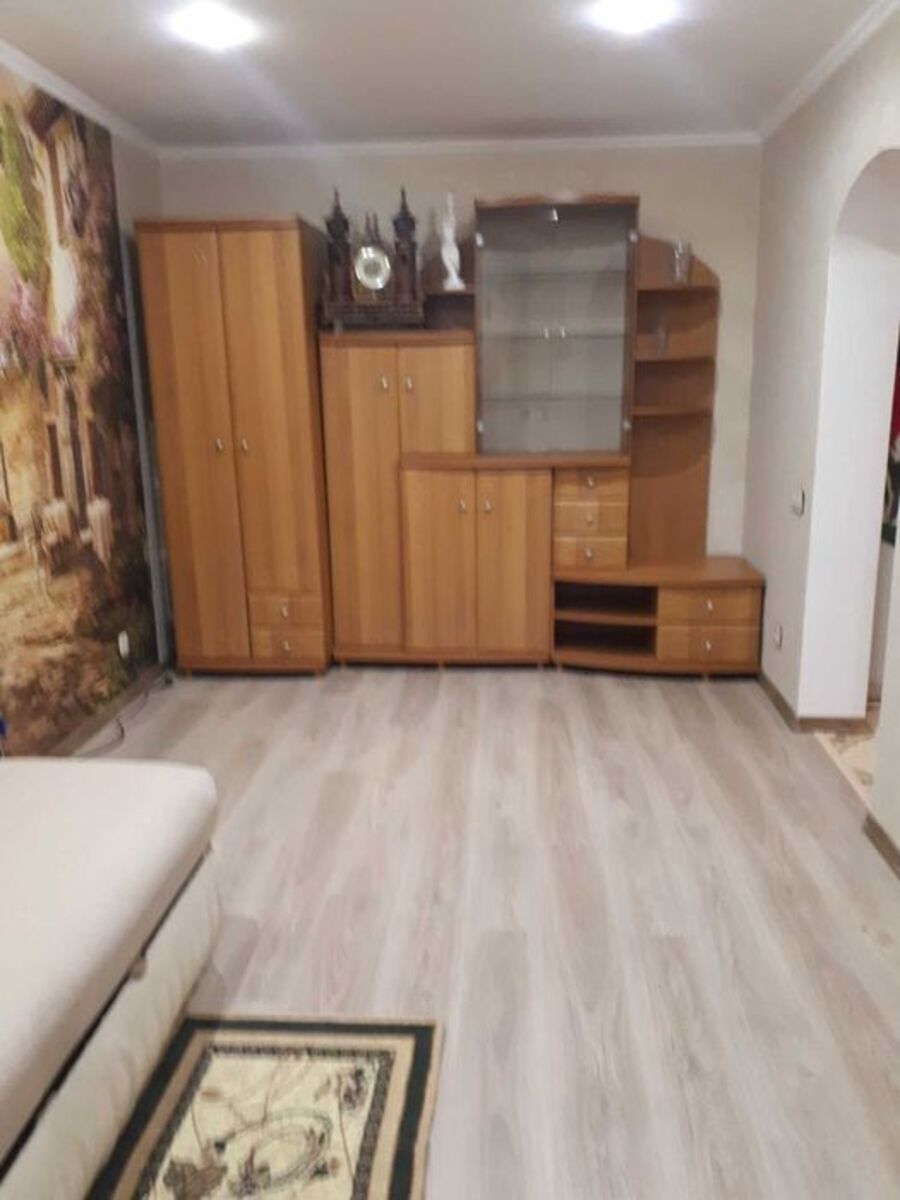 Продажа, Продається 2 кімнатна квартира, розташована в м. Полтава